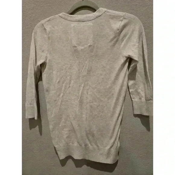 Two Abercrombie & Fitch Girls XL Women XS Blue Stripe and Ivory V-Neck Sweaters - Picture 6 of 16